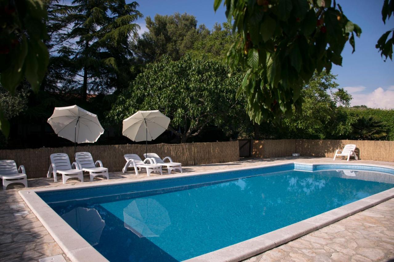 Sanja Apartments Sveti Servul Novigrad Istria Esterno foto